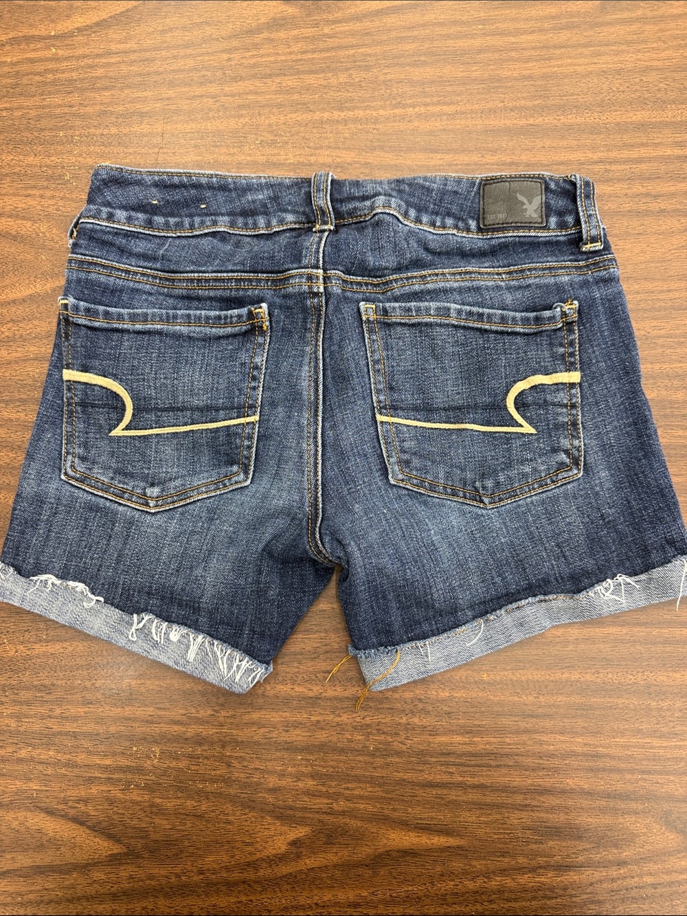 American Eagle Women’s Dark Blue Denim Cutoff Shorts by Size 2